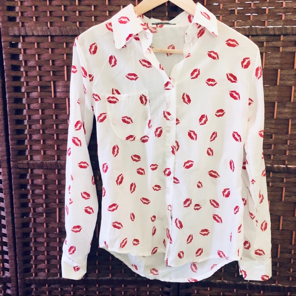 Red Lips Button Blouse, Silky Fabric material. - Picture 3 of 6